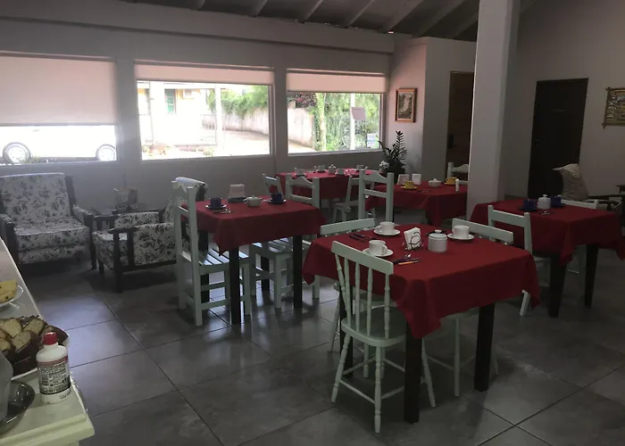 Hotel Mola